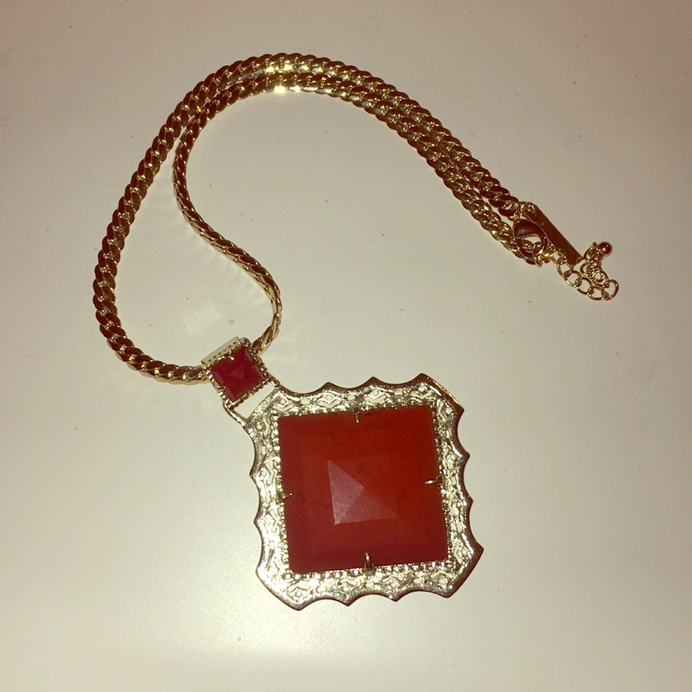 Kendra Scott Savannah Necklace